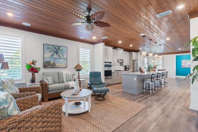 98 HOPTREE PLACE, St Johns, FL 32259