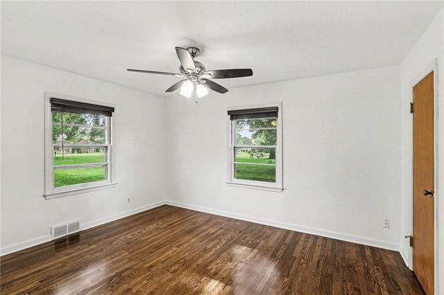 7503 Harry S Truman Road, Grandview, MO 64030