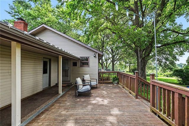 7503 Harry S Truman Road, Grandview, MO 64030