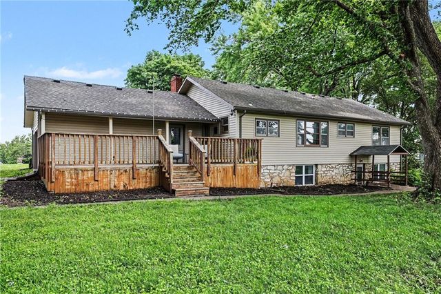 7503 Harry S Truman Road, Grandview, MO 64030