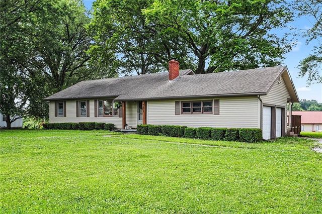 7503 Harry S Truman Road, Grandview, MO 64030