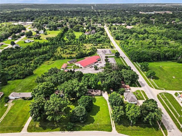 7503 Harry S Truman Road, Grandview, MO 64030