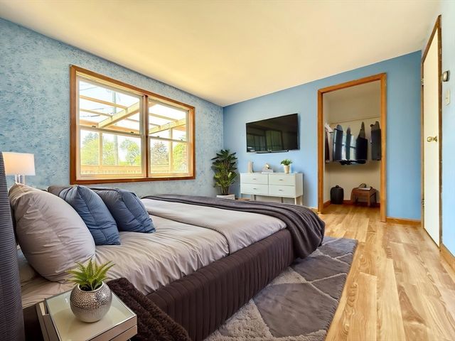 3 Teal Cir, Fairhaven, MA 02719