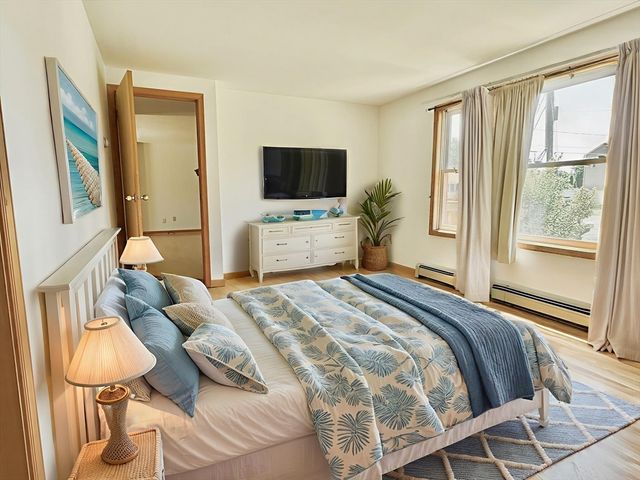 3 Teal Cir, Fairhaven, MA 02719