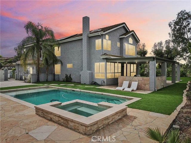 901 Clearwood Avenue, Riverside, CA 92506