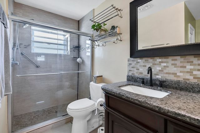 7204 NW 71st Avenue, Tamarac, FL 33321