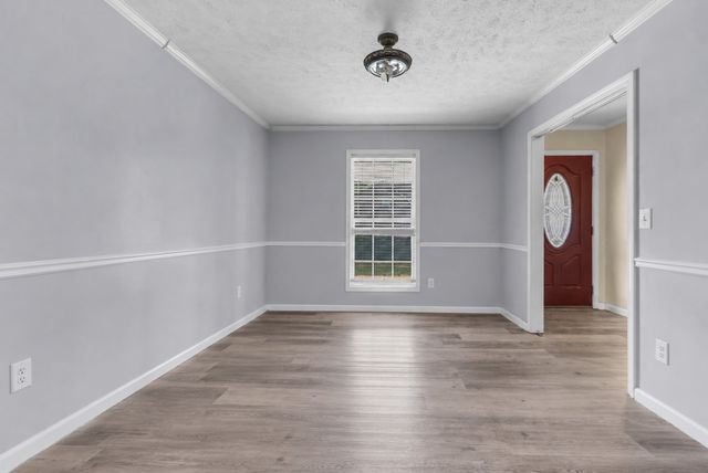 727 Ellie Nat Dr, Clarksville, TN 37040
