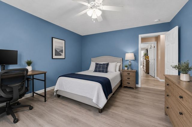 727 Ellie Nat Dr, Clarksville, TN 37040