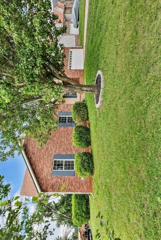 727 Ellie Nat Dr, Clarksville, TN 37040
