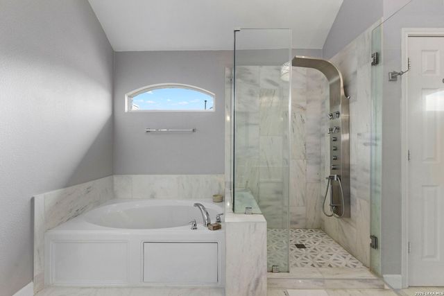 23554 Seven Winds, San Antonio, TX 78258