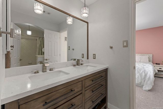 23554 Seven Winds, San Antonio, TX 78258