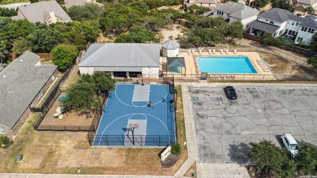 23554 Seven Winds, San Antonio, TX 78258