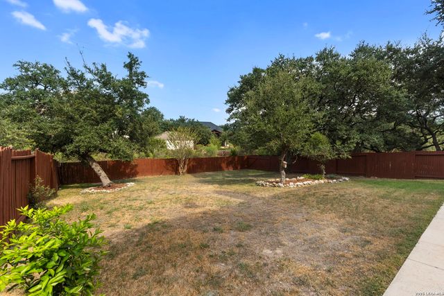 23554 Seven Winds, San Antonio, TX 78258