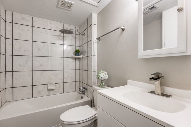 1905 W Morton Street 16, Denison, TX 75020