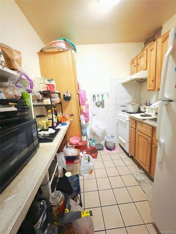 4343 Kissena Boulevard 502, Flushing, NY 11355