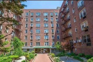 4343 Kissena Boulevard 502, Flushing, NY 11355