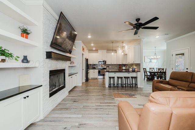 8105 PENSACOLA Avenue, Amarillo, TX 79118