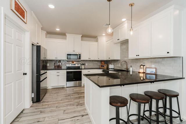 8105 PENSACOLA Avenue, Amarillo, TX 79118