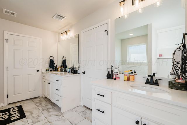 8105 PENSACOLA Avenue, Amarillo, TX 79118