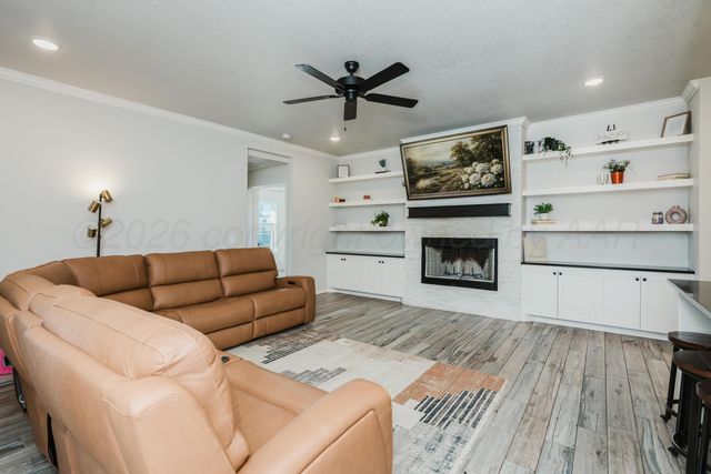 8105 PENSACOLA Avenue, Amarillo, TX 79118