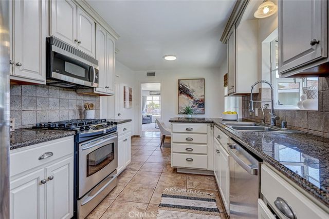 12509 Manor, Hawthorne, CA 90250
