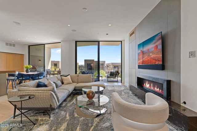 5000 N CAMELBACK RIDGE Drive 208, Scottsdale, AZ 85251