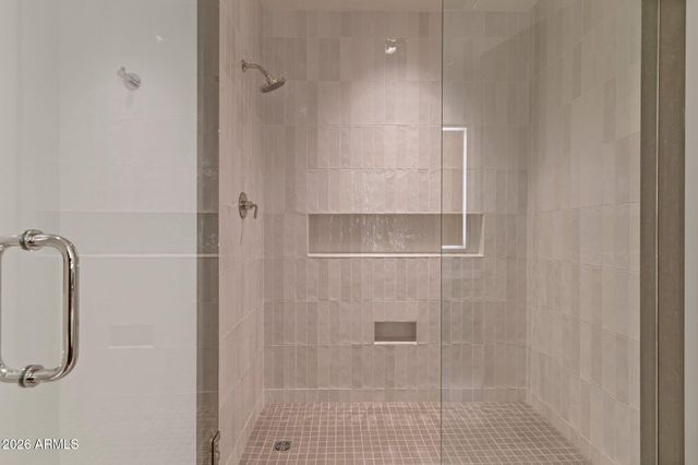 5000 N CAMELBACK RIDGE Drive 208, Scottsdale, AZ 85251