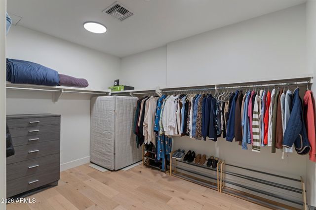 5000 N CAMELBACK RIDGE Drive 208, Scottsdale, AZ 85251