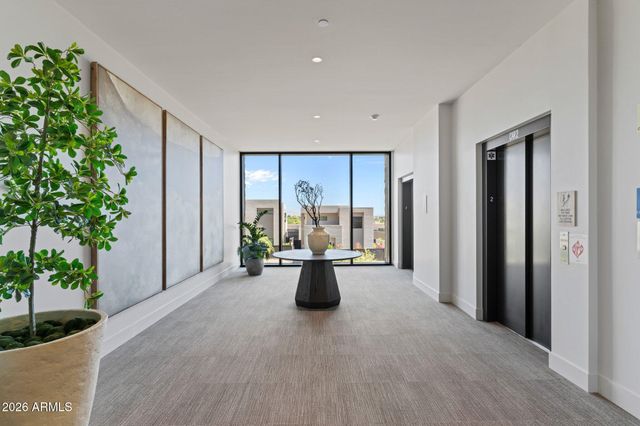 5000 N CAMELBACK RIDGE Drive 208, Scottsdale, AZ 85251