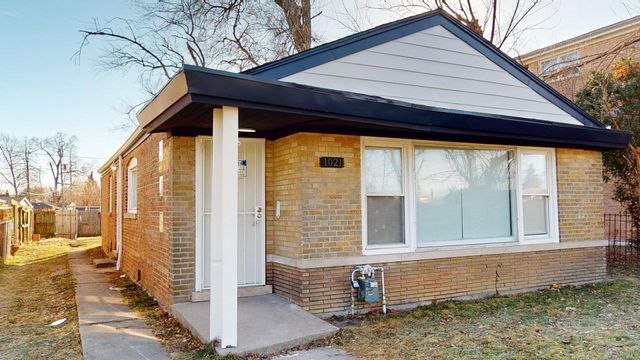 1021 W Vermont Avenue, Chicago, IL 60827