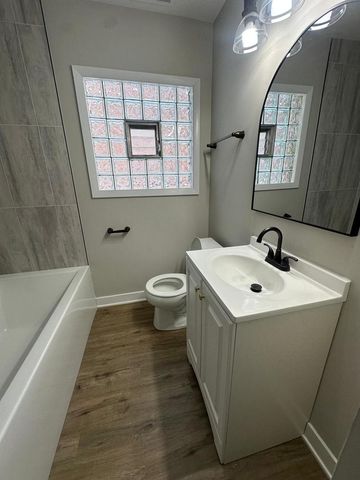 1021 W Vermont Avenue, Chicago, IL 60827