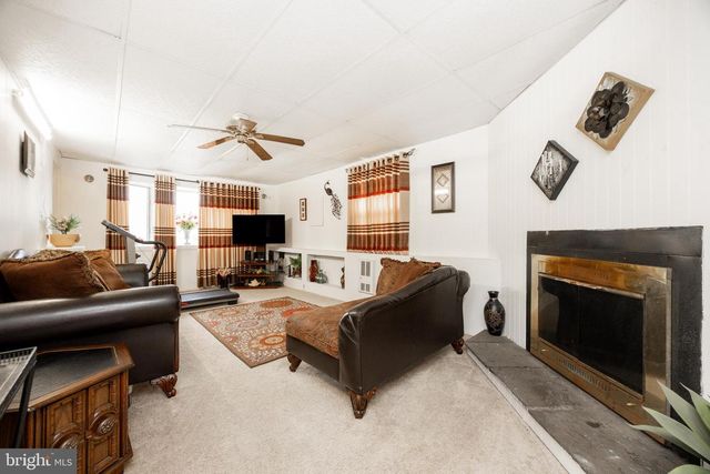 1622 BOONE WAY, Lansdale, PA 19446