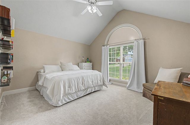 925 Hillcroft Terrace, Cave Springs, AR 72718