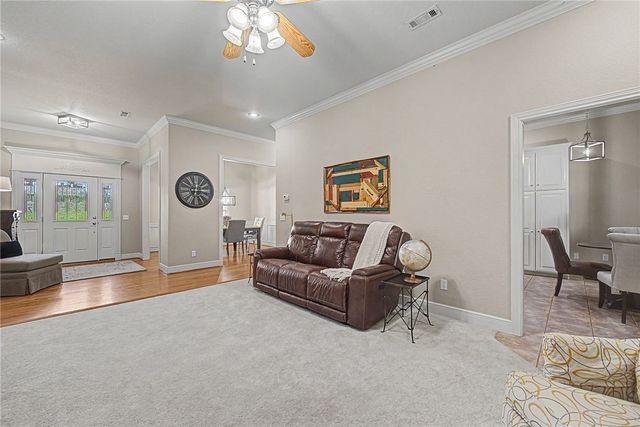 925 Hillcroft Terrace, Cave Springs, AR 72718