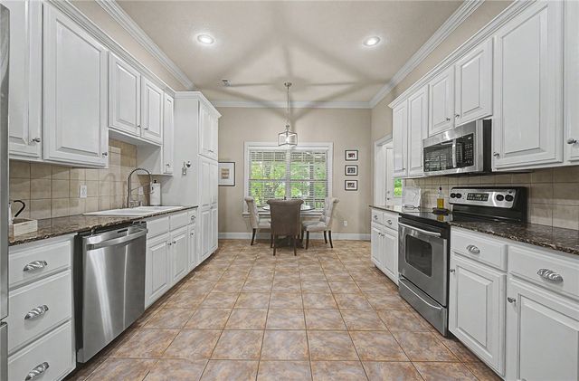 925 Hillcroft Terrace, Cave Springs, AR 72718