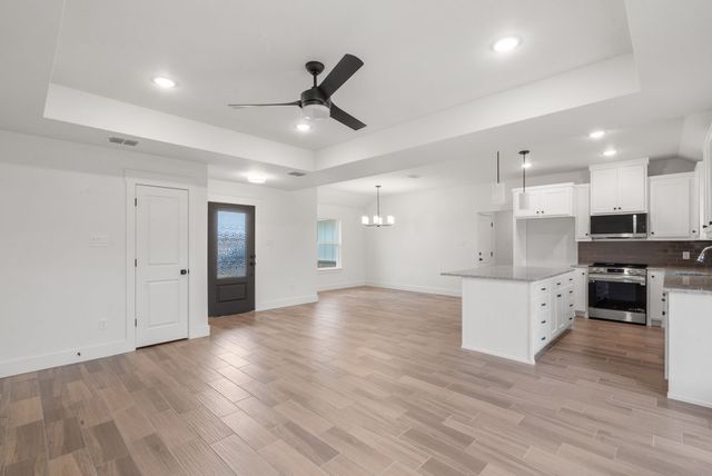 272 Yawney Drive, Lipan, TX 76462