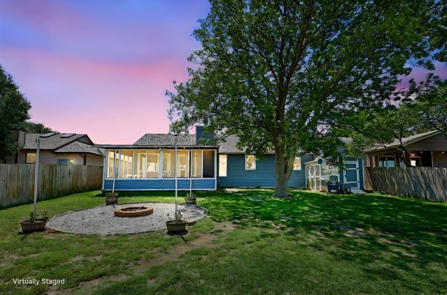 9614 W Chartwell St, Wichita, KS 67205