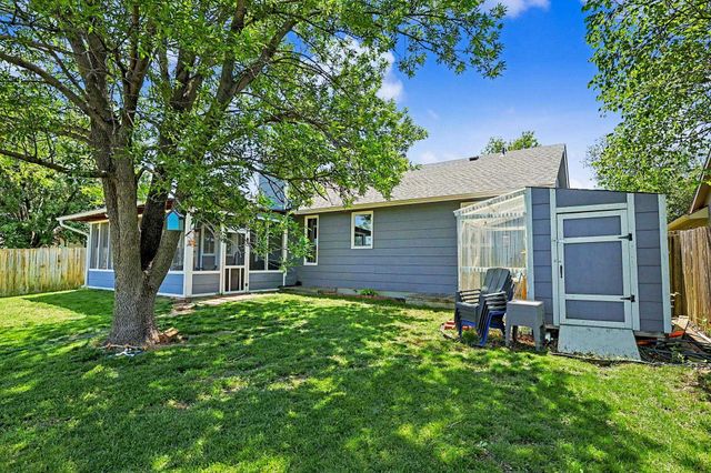 9614 W Chartwell St, Wichita, KS 67205