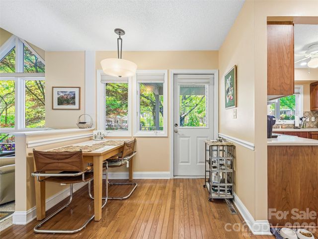 119 Carriage Walk Lane, Hendersonville, NC 28791