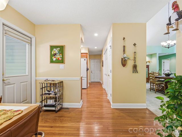119 Carriage Walk Lane, Hendersonville, NC 28791