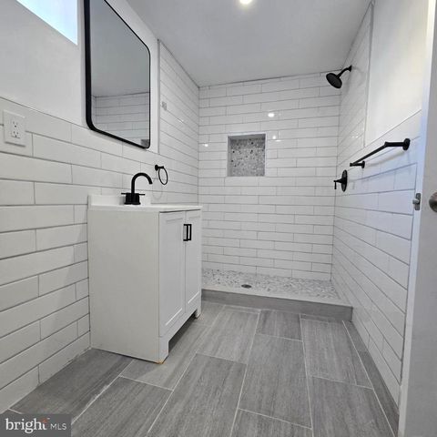 2634 S DAGGETT ST, Philadelphia, PA 19142