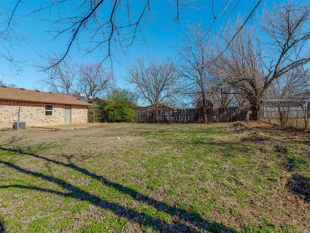 510 Holsey Drive, Noble, OK 73068