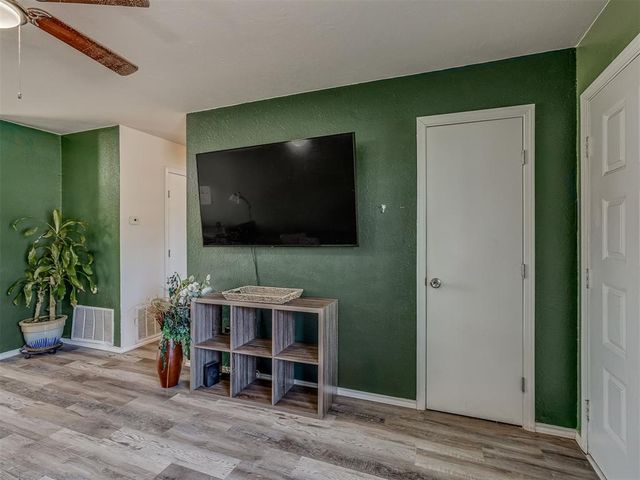 510 Holsey Drive, Noble, OK 73068