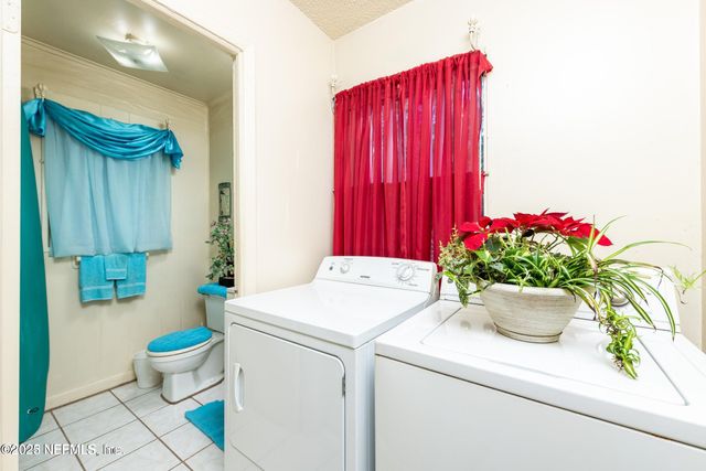 101 HARRIS Street, Palatka, FL 32177