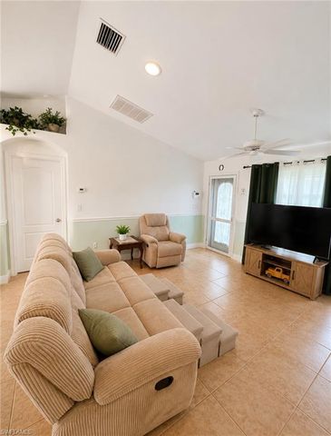 416 Candlewick CIR S, Lehigh Acres, FL 33936