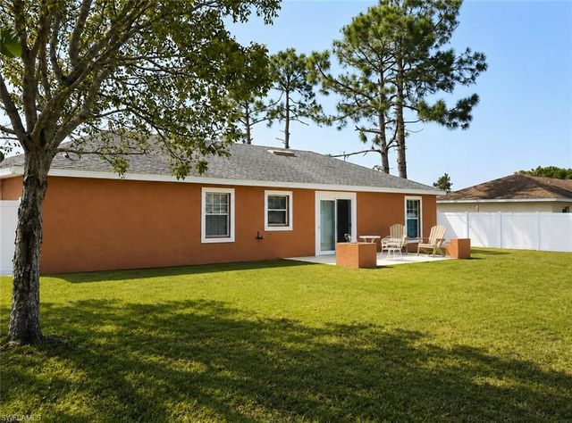 416 Candlewick CIR S, Lehigh Acres, FL 33936