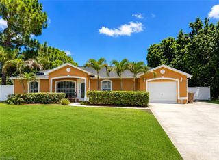 416 Candlewick CIR S, Lehigh Acres, FL 33936