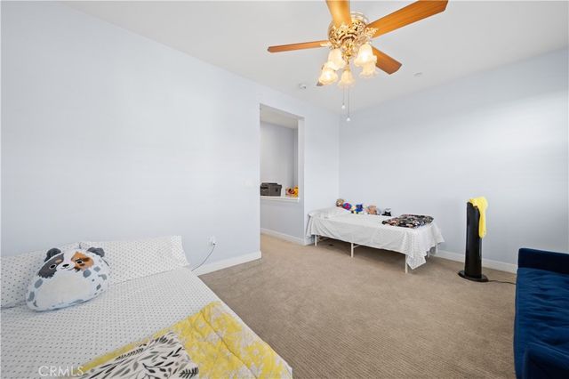3810 W Kent Avenue 4, Santa Ana, CA 92704