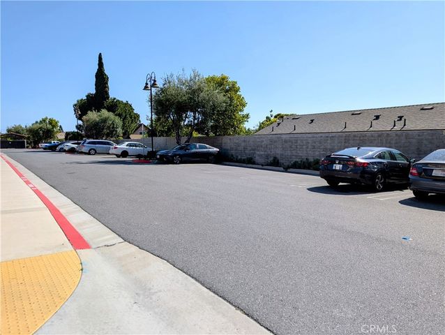 3810 W Kent Avenue 4, Santa Ana, CA 92704