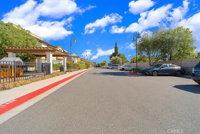 3810 W Kent Avenue 4, Santa Ana, CA 92704